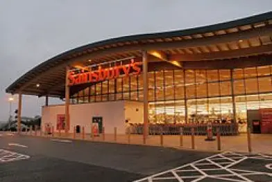 McKinsey va couper dans les effectifs de Sainsbury's